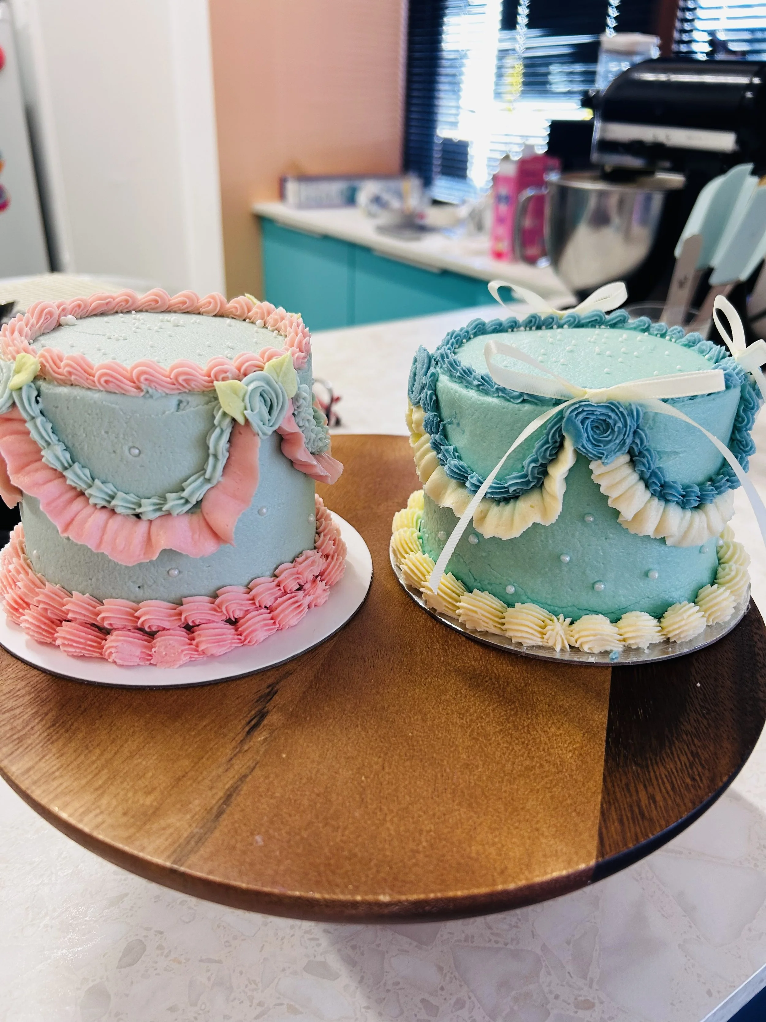 Bento cake for baby shower cake decorating class