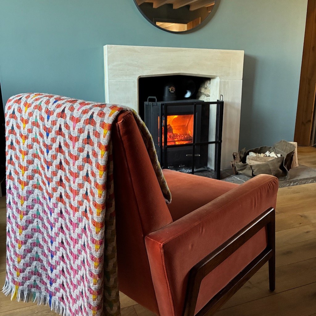 Season's Greetings ! New and existing subscribers will receive 25% off full price products this festive season. Sign up to my newsletter on my website to receive this offer code. #newslettersignup #newsletterdiscountcode #festiveseasondiscounts