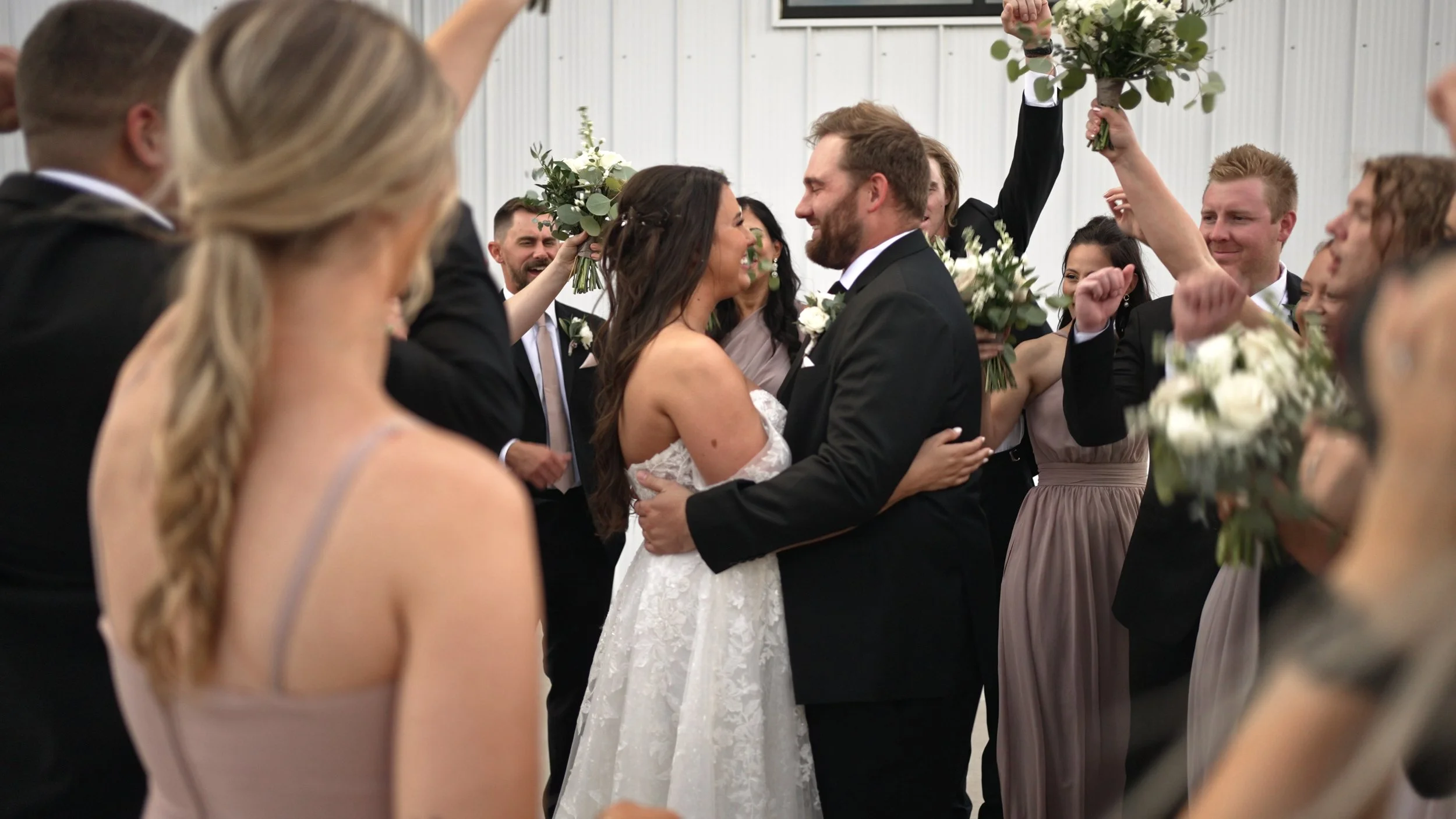 pary cheering_1.17.1.jpg