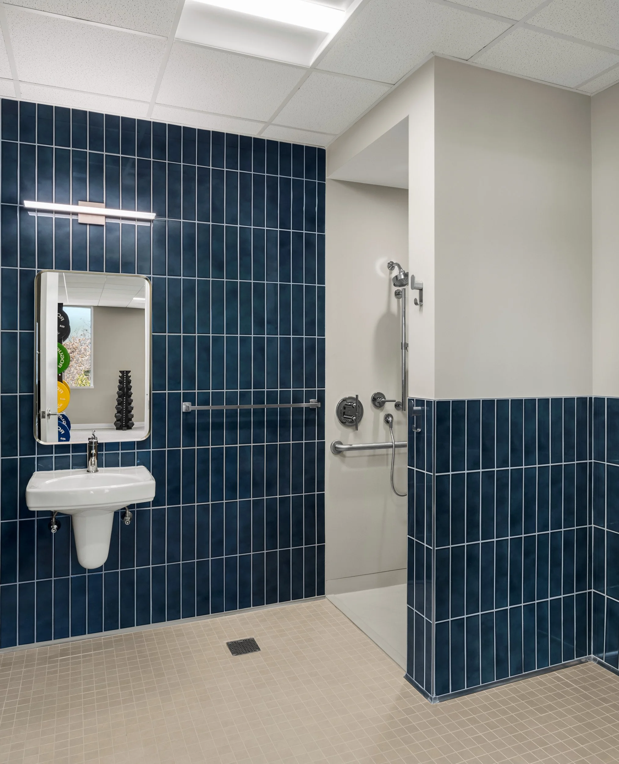 INTERIOR-DESIGN-BLUE-TILE-RESTROOM.jpg