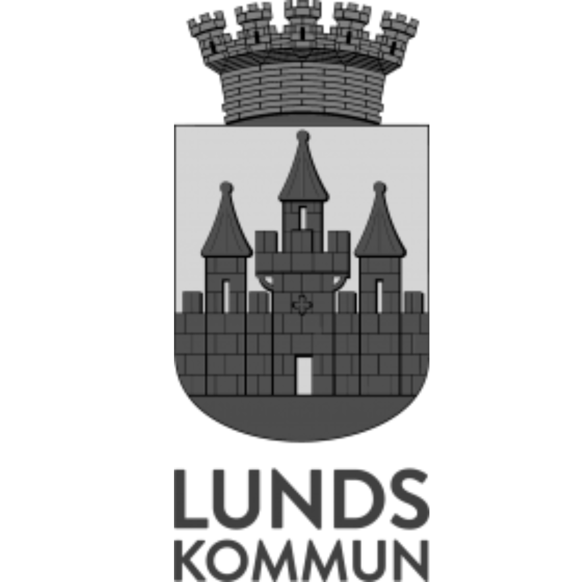 Lunds kommuns vapen med en svart och vit färgsättning, ett slott med tre torn och en mur. Texten 'LUNDS KOMMUN' under vapnet.