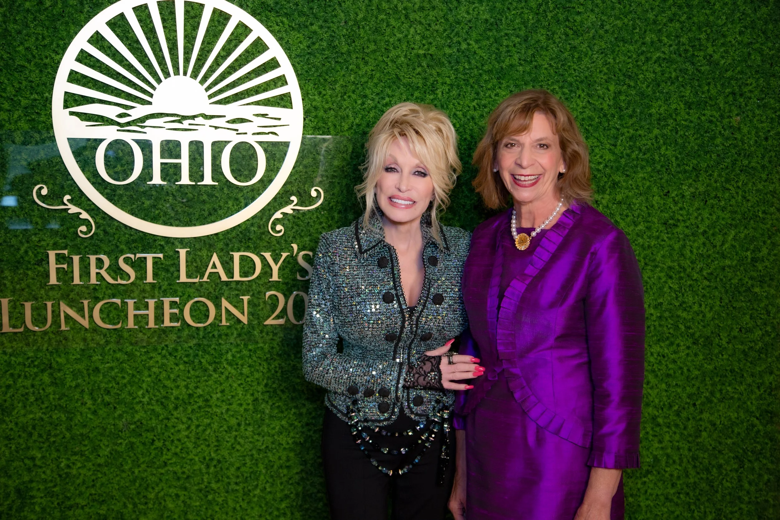 Dolly Parton and First Lady Fran DeWine