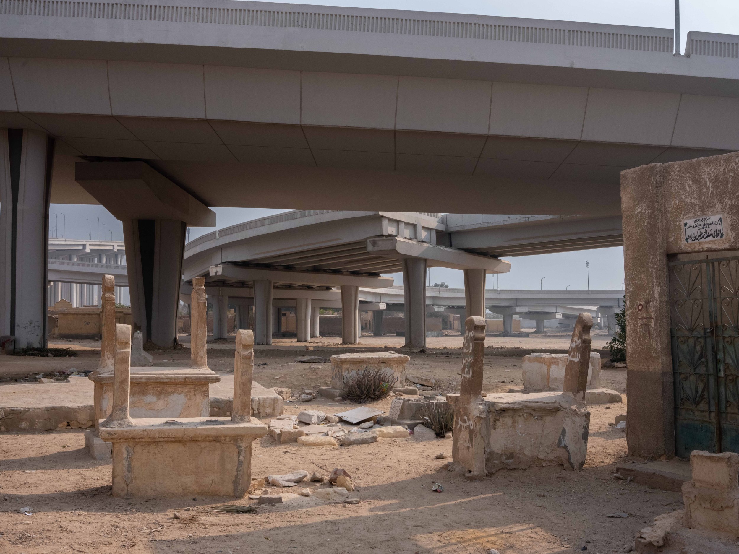 Under_the_highway_shade_edit-05.jpg