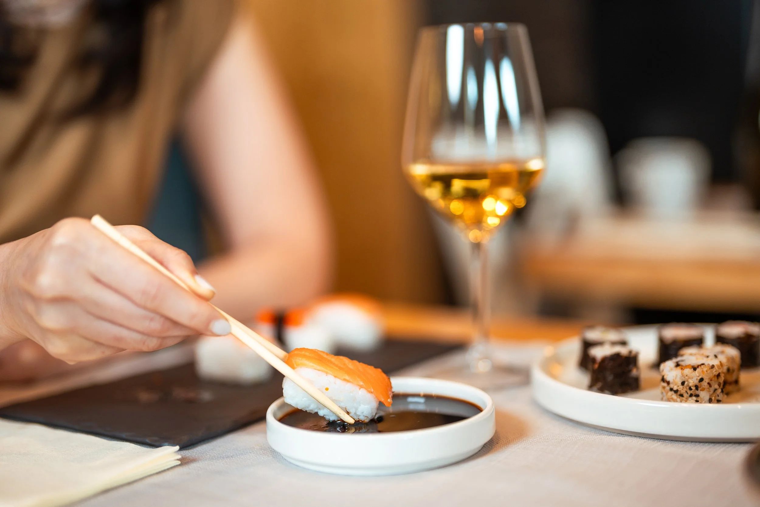 food, friends, wine-1233.jpeg