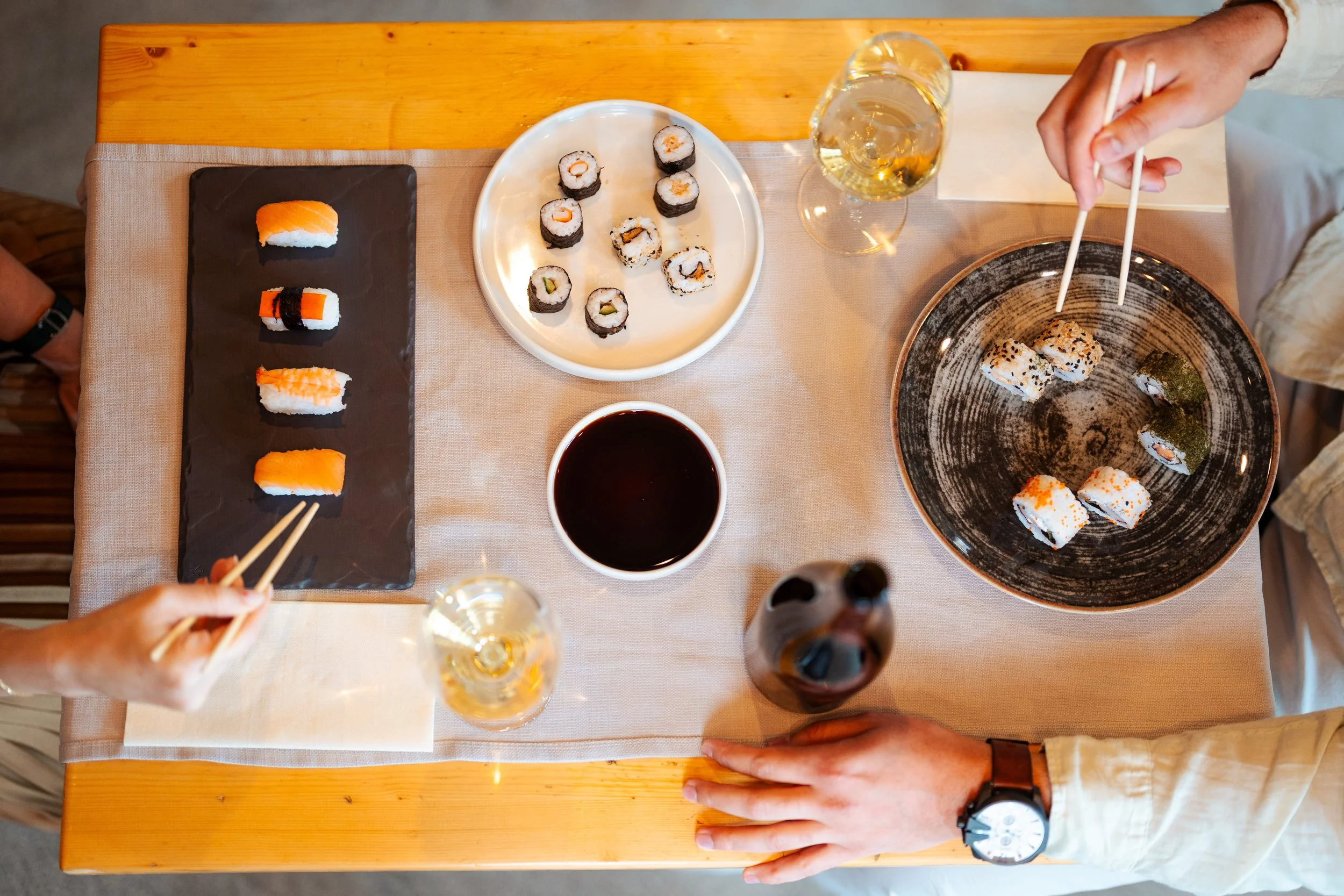 food, friends, wine-1222.jpeg