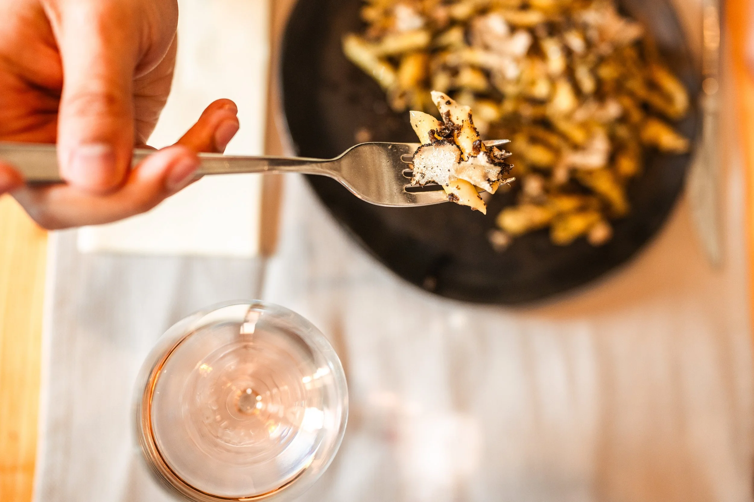 food, friends, wine-1303.jpeg