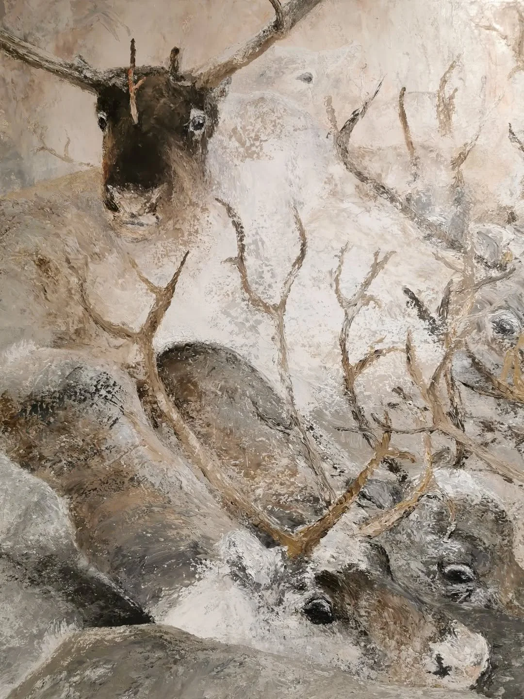 M&ouml;t B&ouml;rje Rydenfalk Njajta, en av konstn&auml;rerna i utst&auml;llningen PLATSENS SP&Aring;R.
V&auml;lkommen till Trolltrummans galleri 9 april kl. 14.00.
.
.
.
#trolltrummantarnaby 
#hemavantarnaby #konstutst&auml;llning