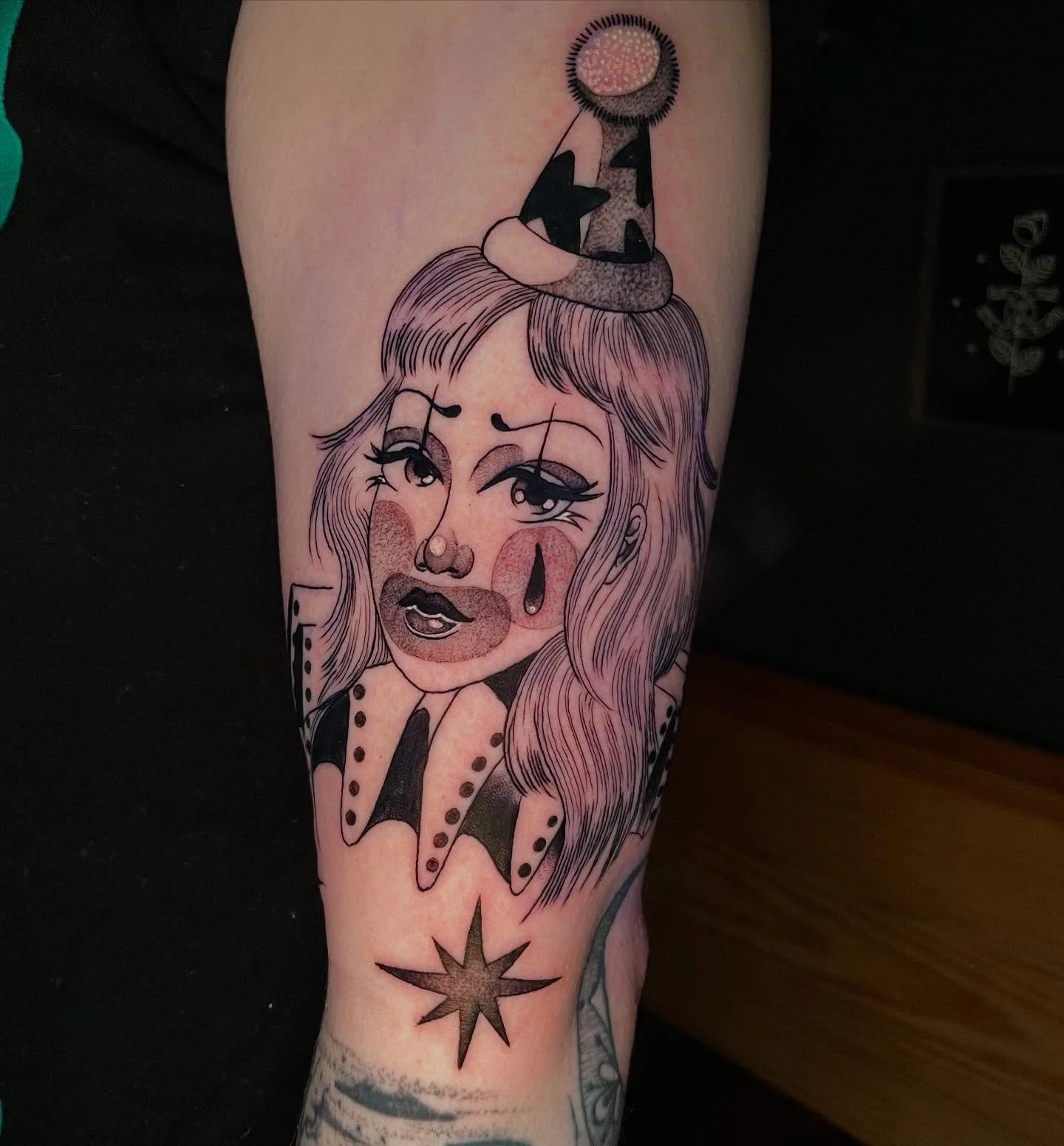 Brittiany is the coolest lady for getting this clown girl 🖤✨🌀 Yall I love clowns now and they&rsquo;re even cooler as tattoos! Thank you for watching OTGW and Coraline with me. I&rsquo;m stokeddddd on this! ✨🌙🌟