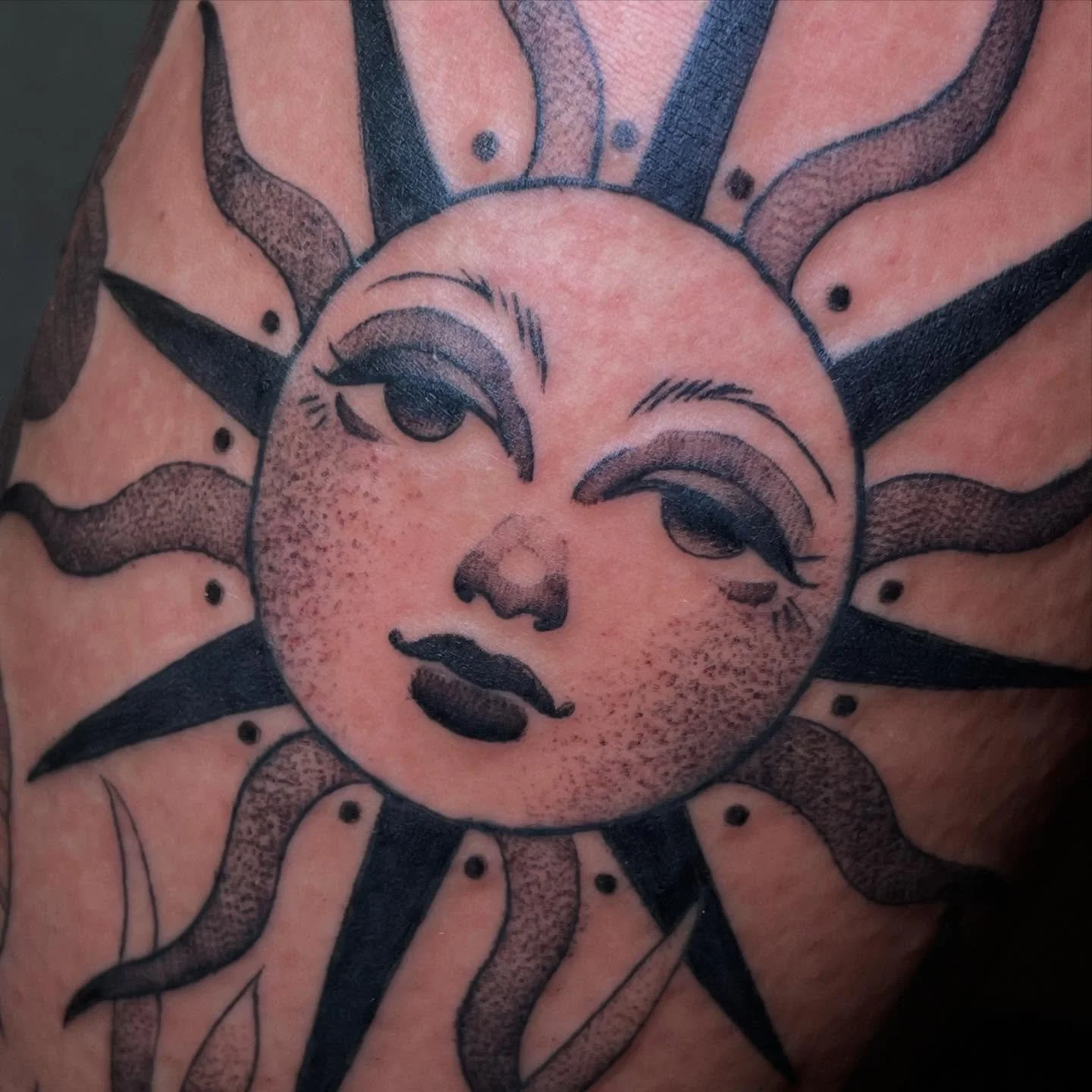 🖤🖤🖤🖤🖤🖤🖤🖤🖤🖤🖤🖤🖤🖤🖤🖤🖤🖤🖤🖤I had the pleasure of finishing up Sam&rsquo;s leg a few weeks ago and it&rsquo;s truly so wonderful being able to work with such kind, inspiring people. Thank you for coming to do this with me ☺️✨🖤🖤🖤🖤🖤🖤?