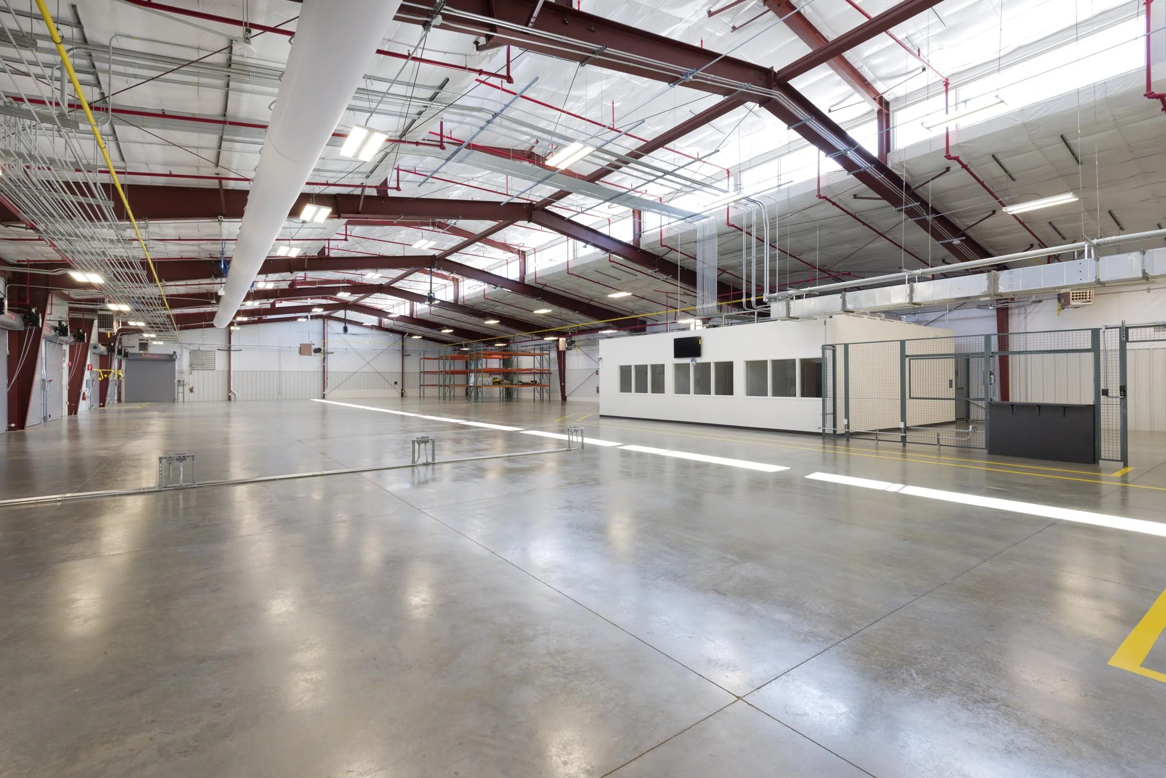 ORNL Distribution Center_High Bay Space.jpg