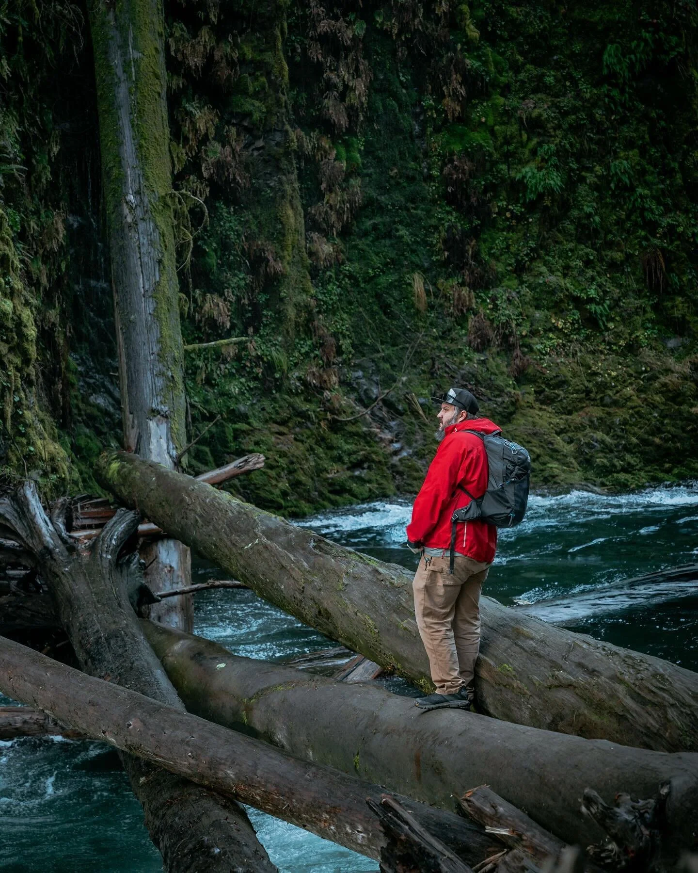 Find your happy place this weekend. Mine is going to be somewhere in the outdoors!!!
 
 
📸 Sony a7iv @sonyalpha 
🔭 24-70mm f2.8 @sigmaphoto 
 
 
#exploreoregon #outdoorculture #hikingadventures #shotonsony #sonyalpha #a7iv #explorenature #adventure