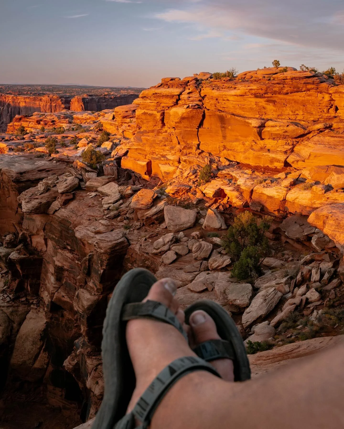 It&rsquo;s just about time to strap the @teva sandals on when we&rsquo;re outside. Bring in the warm desert weather!!! 
 
 
#utahunique #utah #utahtravels #optoutdoors #hikingadventure #wandermore #adventuremore #outdoorlifestyle #wonderoutdoors #out