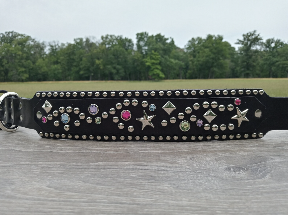 Black Collar with Nickel Stars/Pyramids Colorful Stones  display picture 1