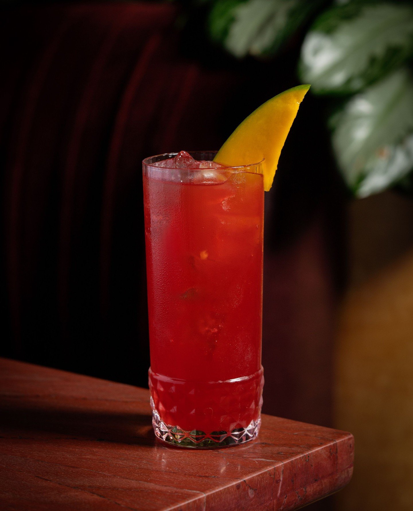 Summer's calling...⁠
Tr&eacute;s D&eacute;sol&eacute; with aperol, hibiscus, mango, coconut, and sparkling water.
