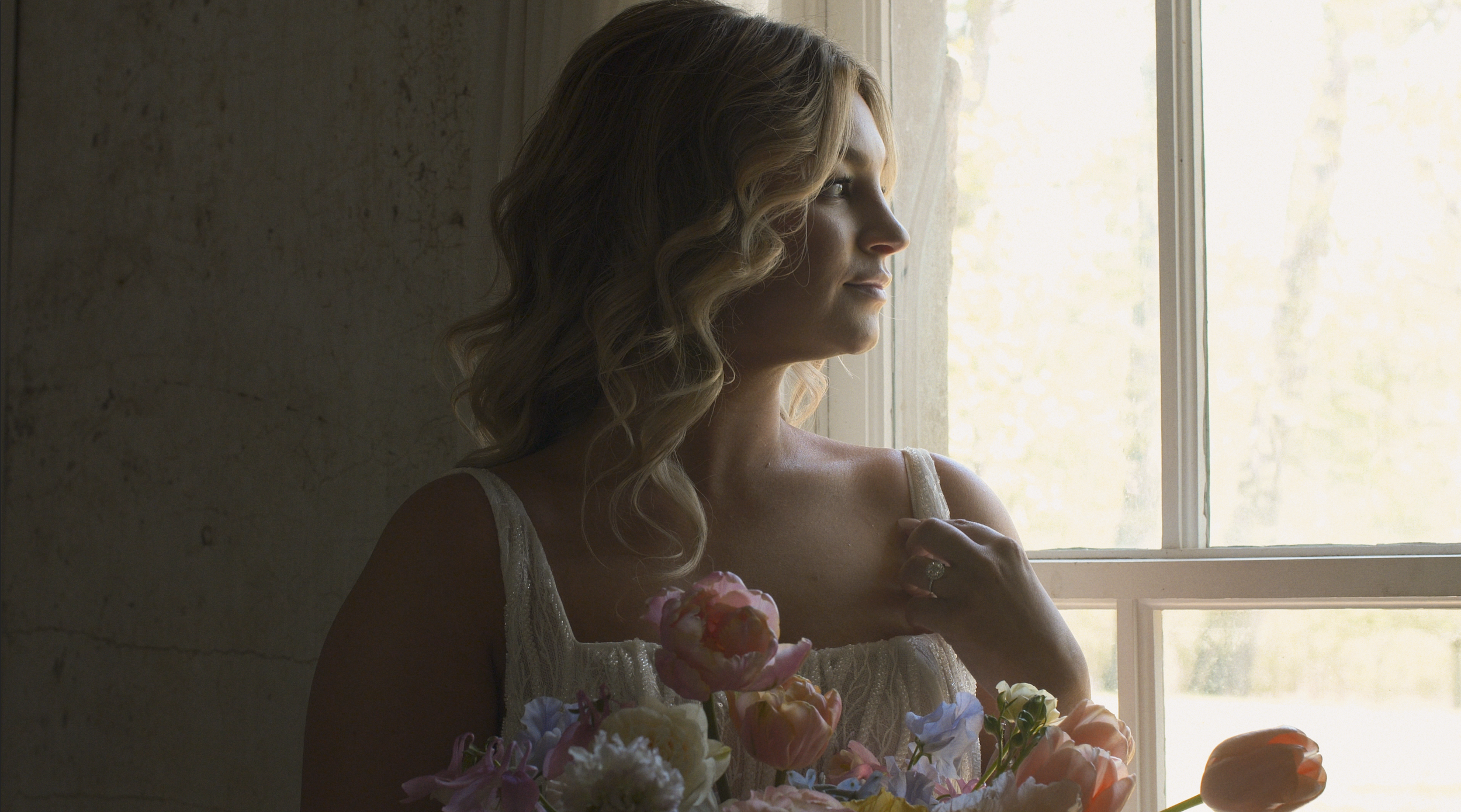 The only cliffside spring wedding inspo you'll need in 2025