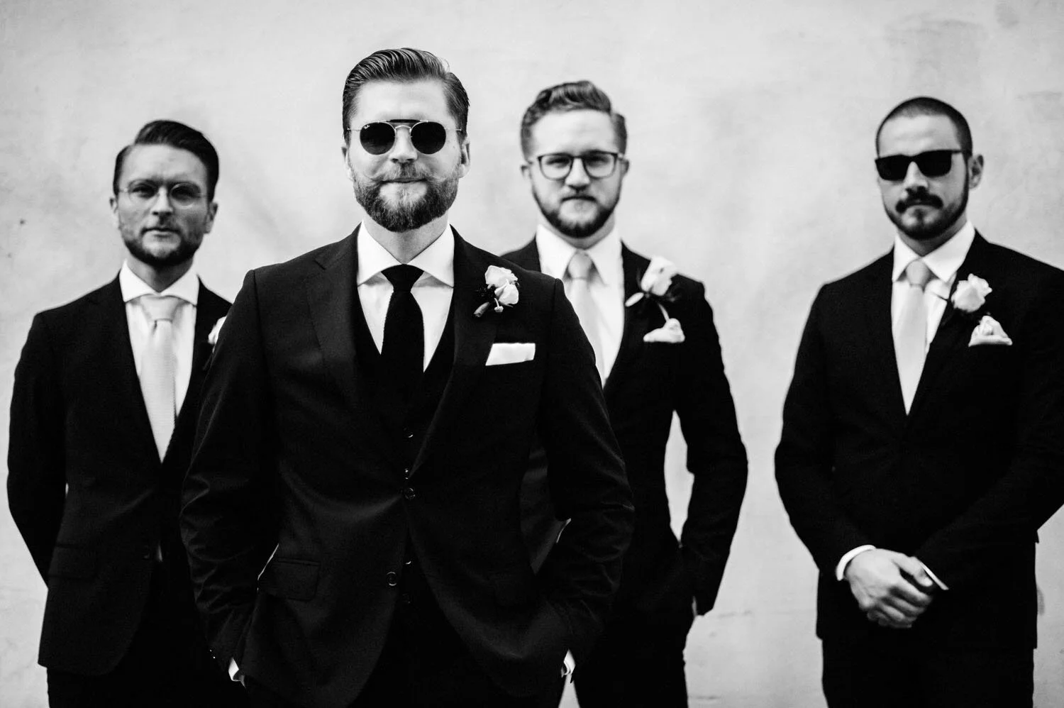 Brudgum och hans marschalkar.