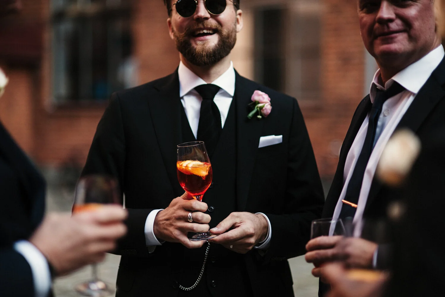 Aperol spritz på Skofabriken Helio i Hornstull.