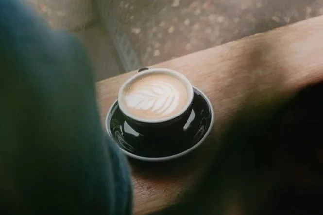 Café Photography in Edinburgh - Connect with Your Community in Edinburgh

As a photographer specialising in interiors, I have worked with several cafés in London, capturing their unique essence. If you're looking for authentic and engaging images for