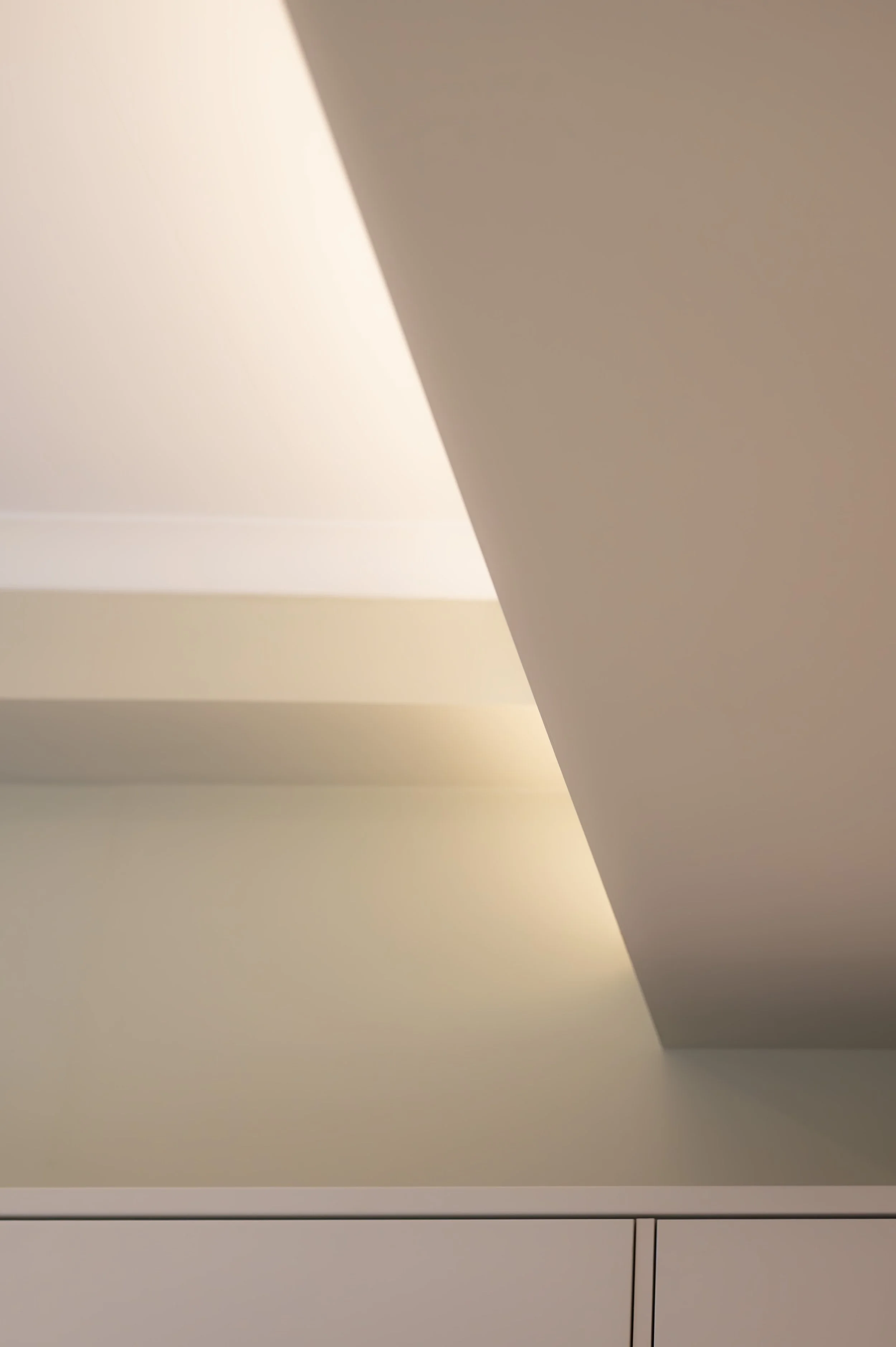 interior designers Edinburgh.
Detail of bespoke wood joinery showcasing craftsmanship, material and finish in a residential interior.