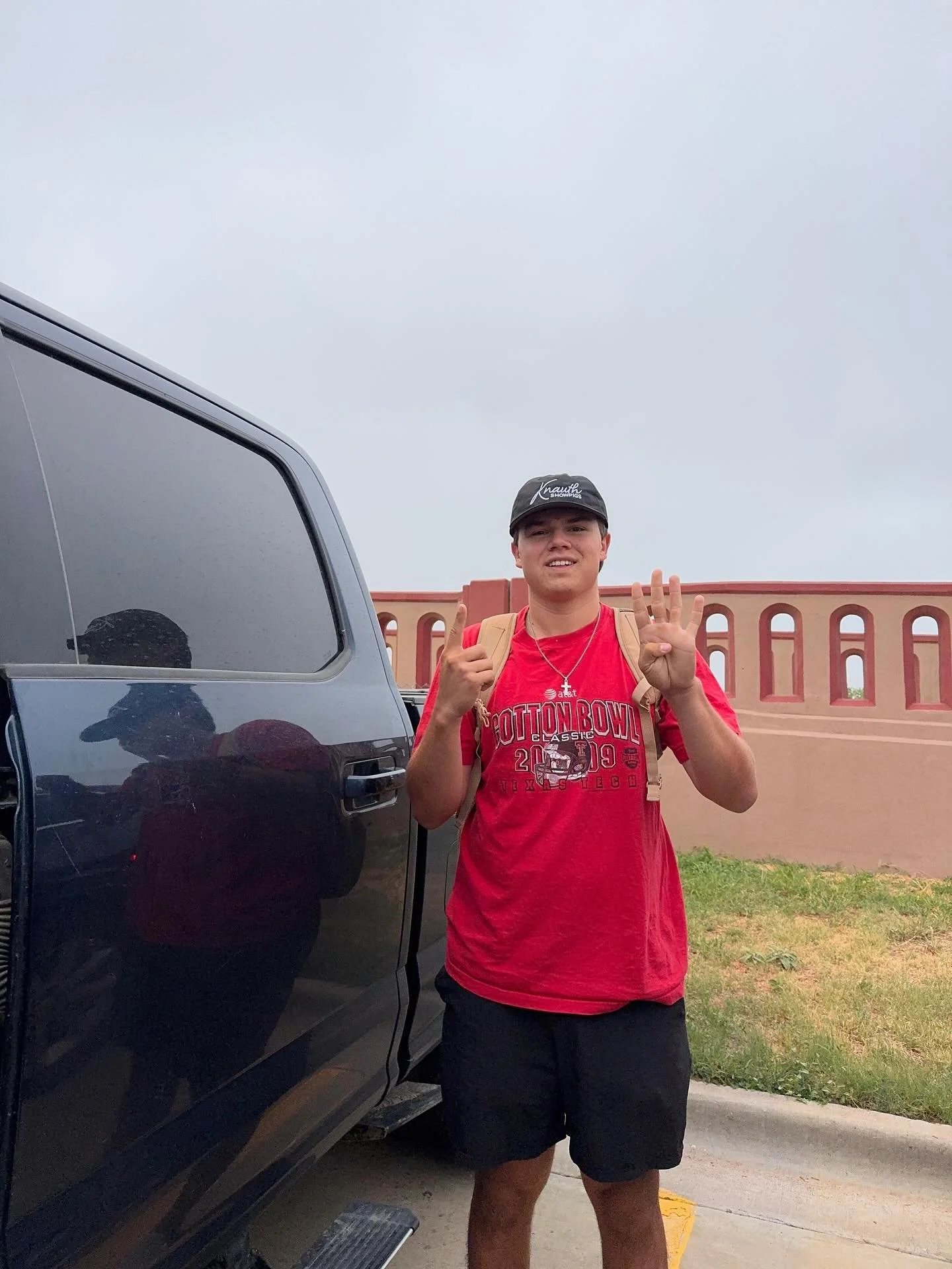 First day pic of second year at Texas Tech!

What a good boy to send him mom the picture she wanted (and the one she texted to request because she has zero chill). And yes, I am she and she is me. These kids growing up is not for the faint of heart. 