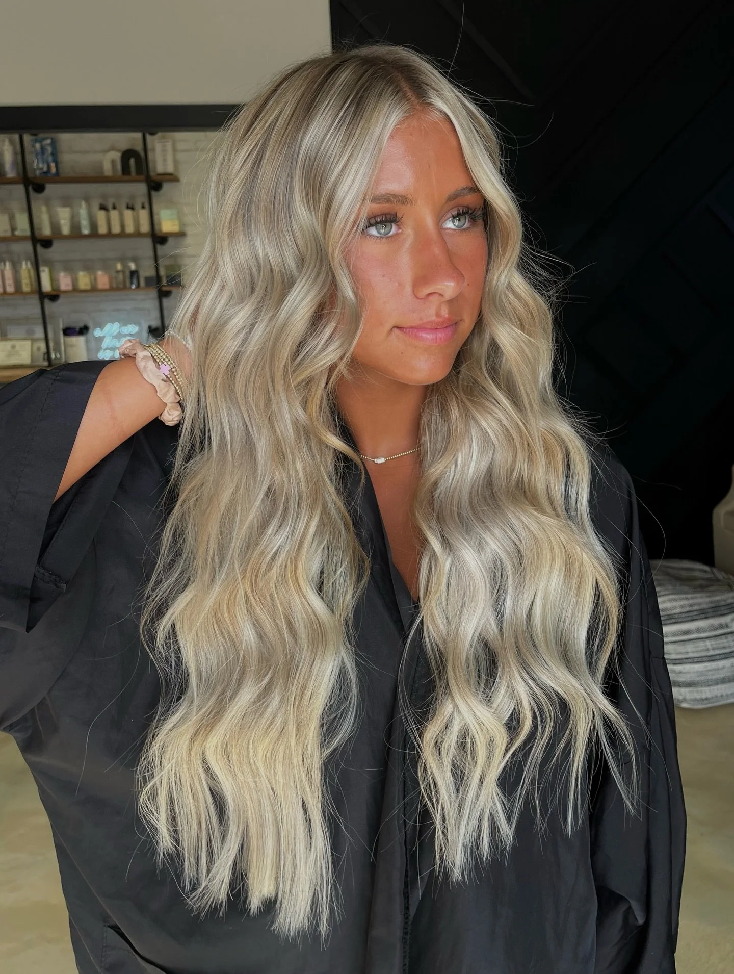 next level❤️🤍💙#22inchextensions #jzstylesextensions #blondehair#victoriatexas #hairstylist