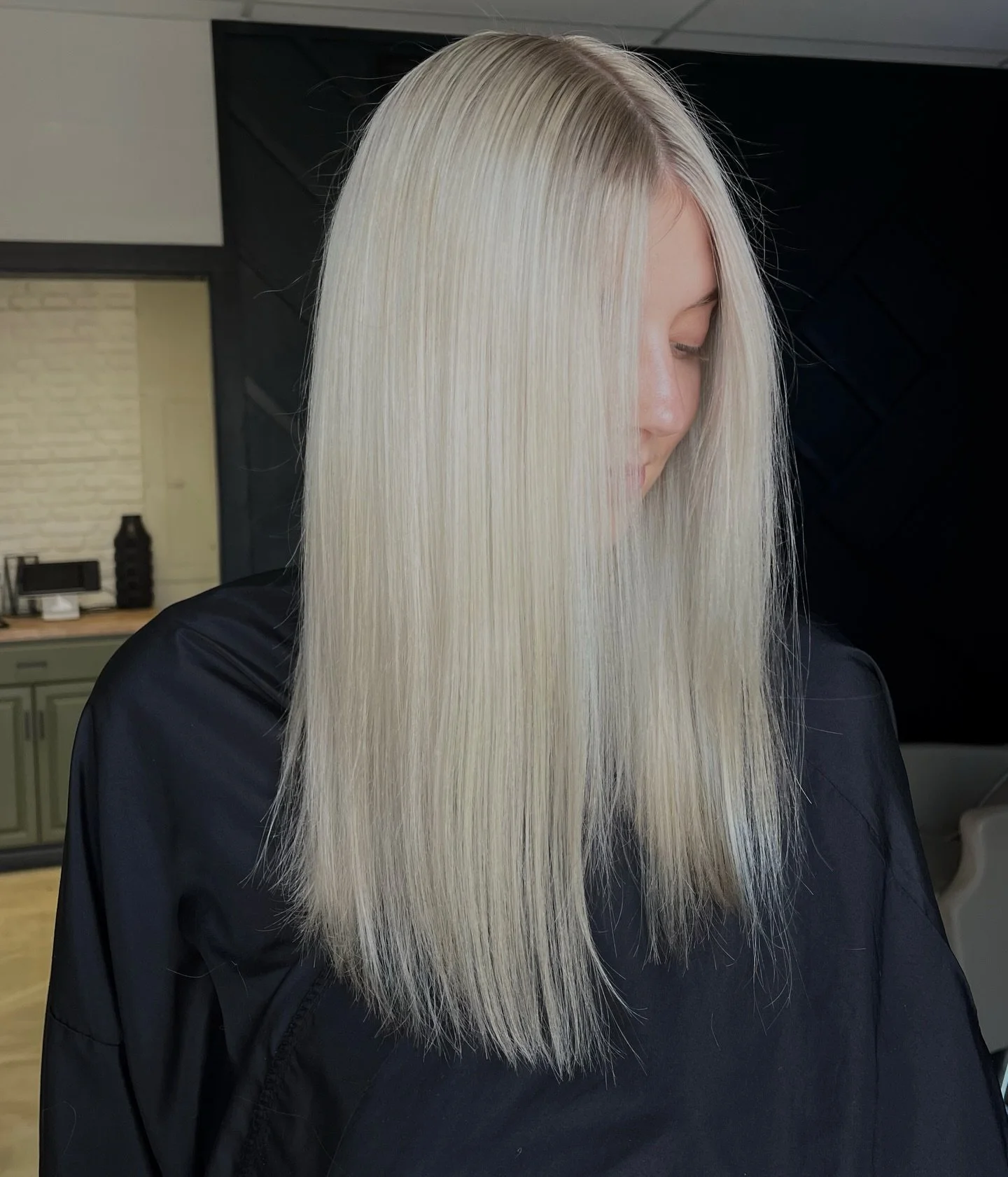 🥥 🐚🥂 #victoriatexas #hairstylist #blondehair #summerhair