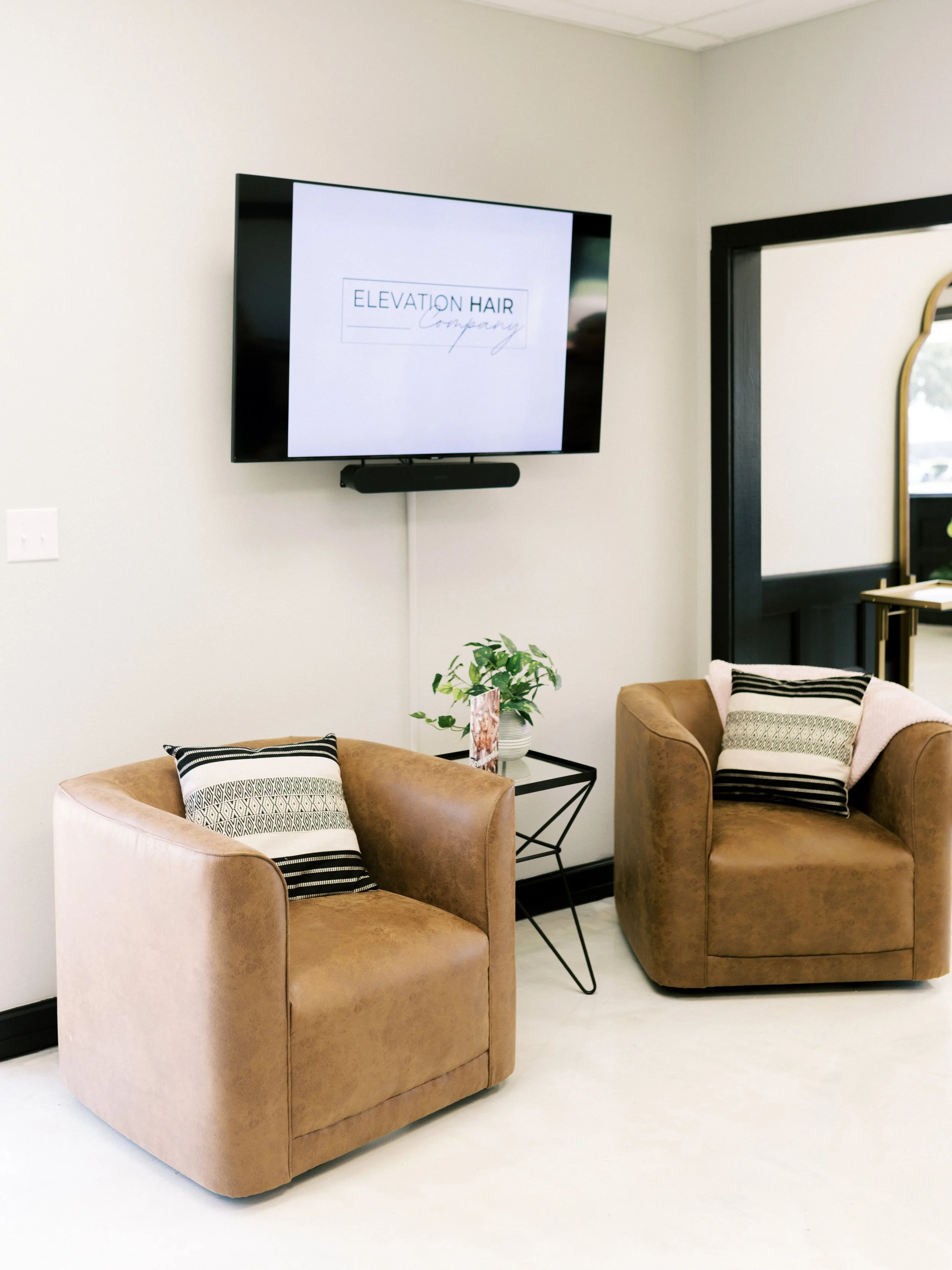 CaleighAnnPhotography_ElevationHairCompany-419.jpg