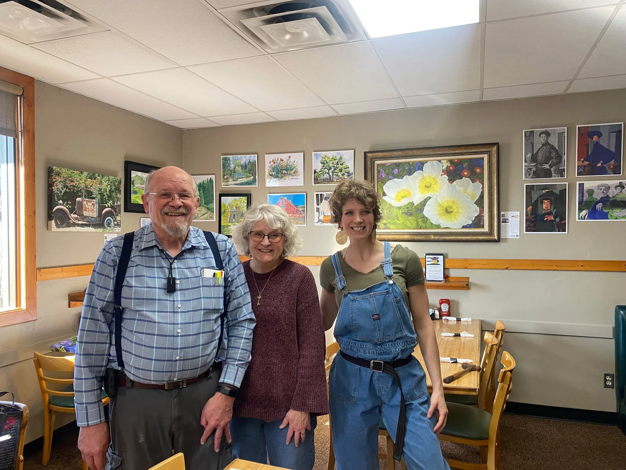 Conrad, Paula and daughter at the Grill
