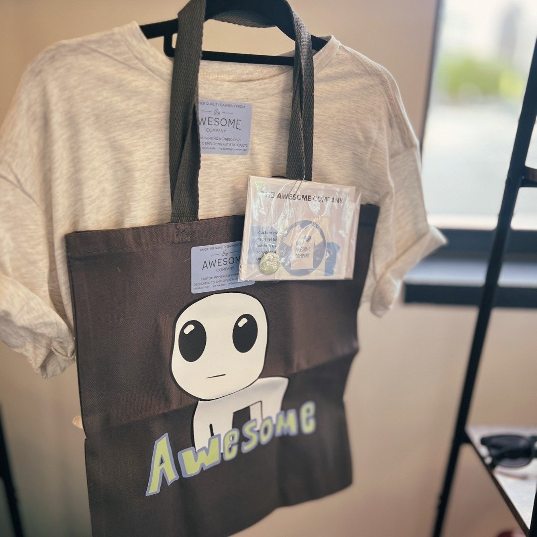 ✨ In celebration of Autism Awareness Month, for this Win-it Wednesday, we are giving away a tote bag and shirt designed by artists with autism at @theawesomecompanyofficial! A truly AWESOME😉 locally owned business based in Grove City.👏

 😊All you 