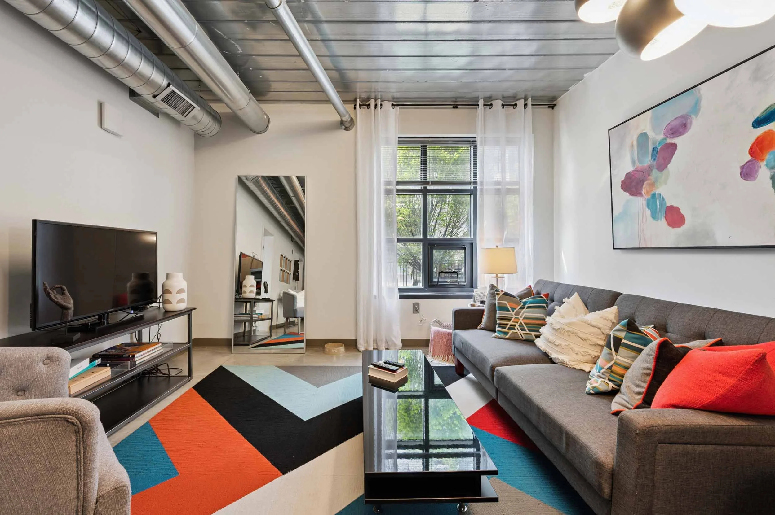 The Abigail | Apartments in Downtown Columbus, OH near CCAD | Living Room