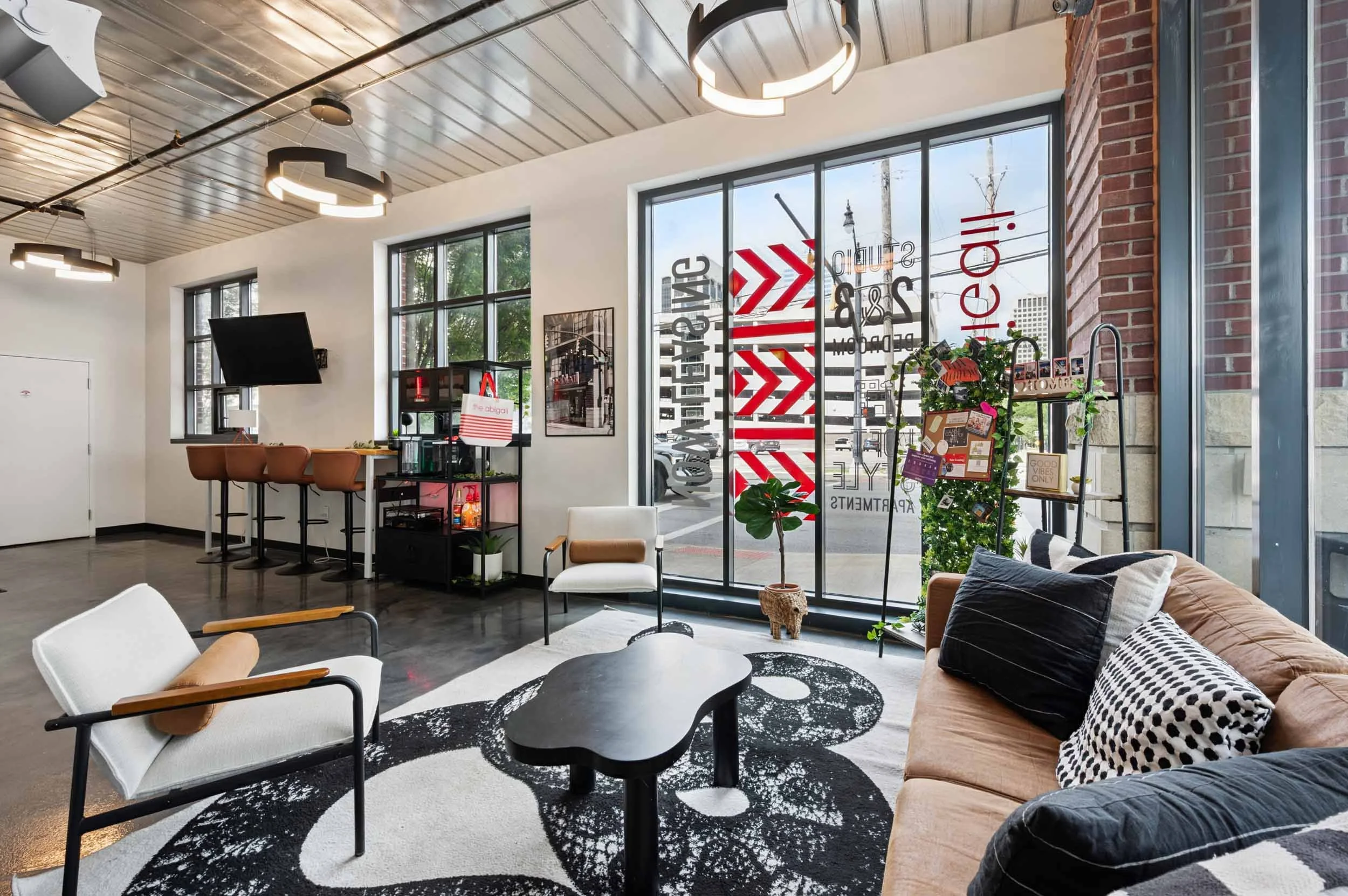 The Abigail | Apartments in Downtown Columbus, OH near CCAD | Resident Lounge