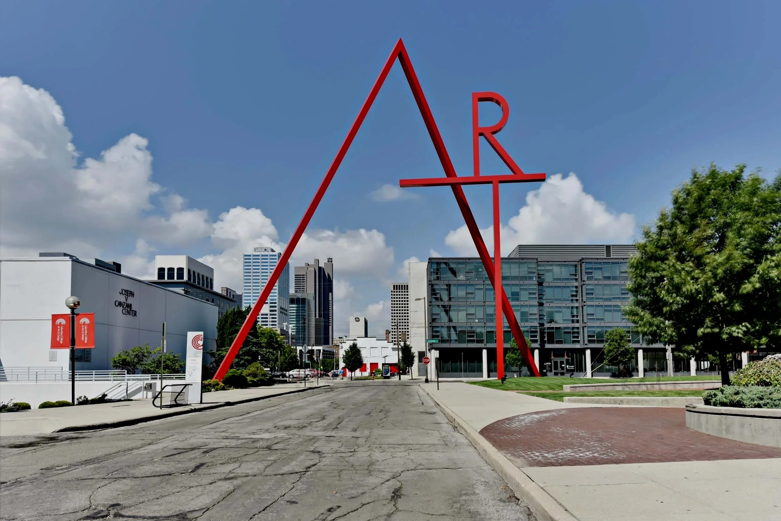 The Abigail | Off-Campus Student Apartments