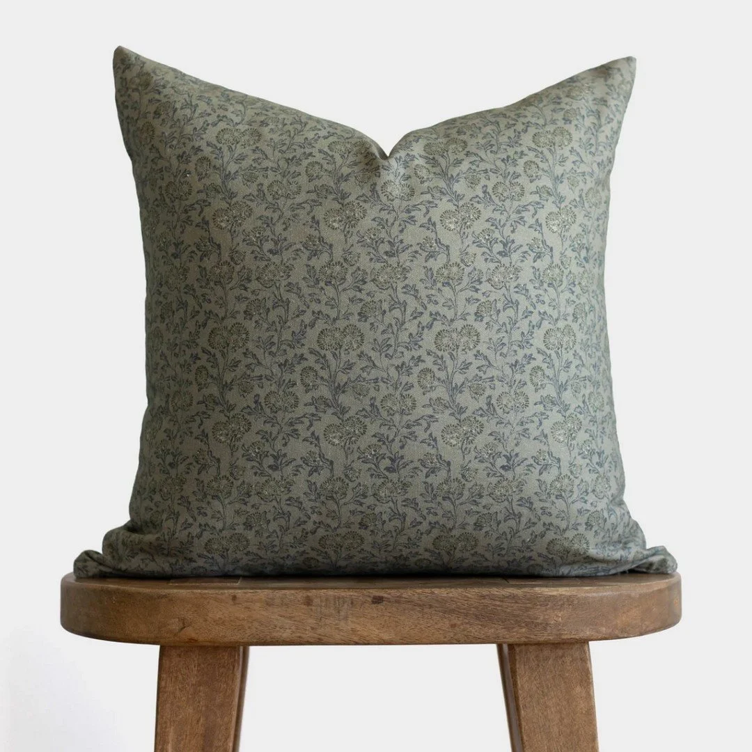 New pillows are here! 🎉 Swipe for a preview or stop in to see them all... 
. 
#scenicthestoriedhome #newproductalert #interiordesign #boisedecor #boise #idaho #boisehome #downtownboise