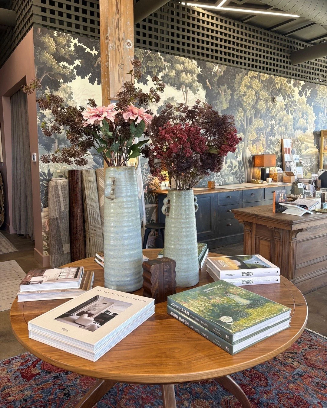 New year goal: less screen time, more real inspiration. Our coffee table books are always an interesting mix if you&rsquo;re aiming for a more analog 2026.
. 
#scenicthestoriedhome #newproductalert #boisedecor #boise #idaho #coffeetablebooks #inspira