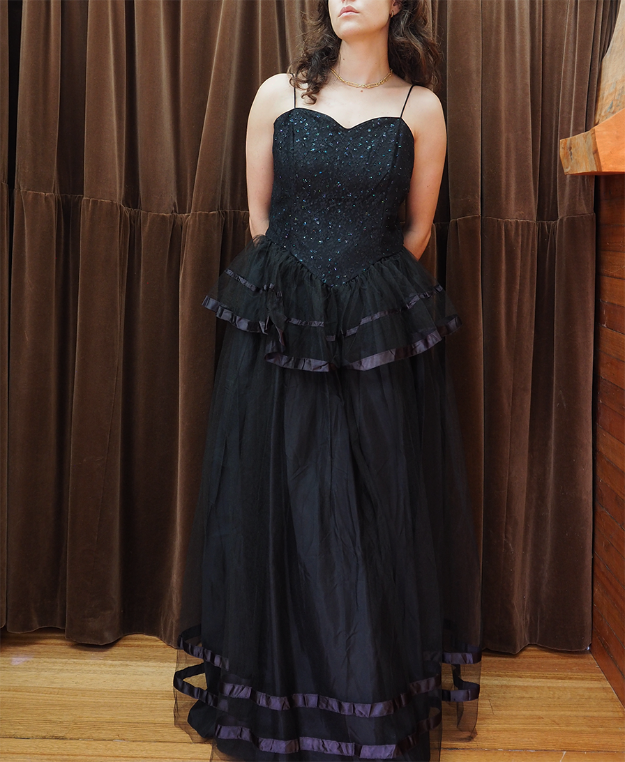 blackgown6.png