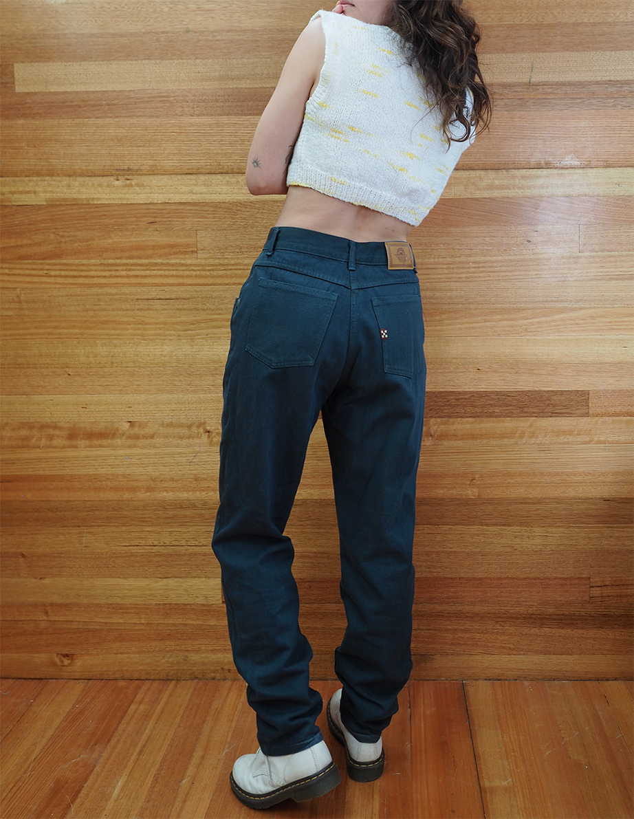 Greentaxijeans4.png