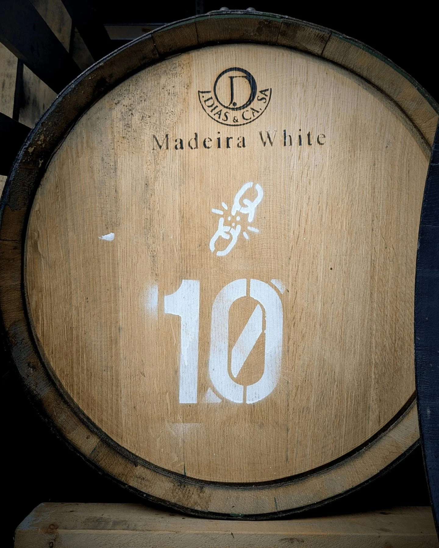 Cask Edition - Madeira 
This barrel travelled from mainland Portugal to the island of Madeira, where it aged wine over several years. 
It now resides in our distillery, continuing the same aging process for our rum, infusing it with the flavours of i