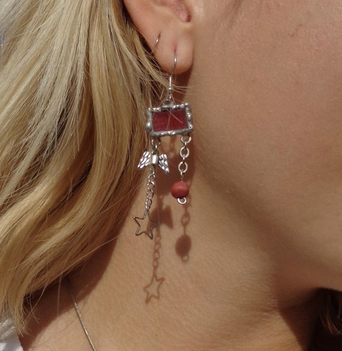 red earing 2.jpg