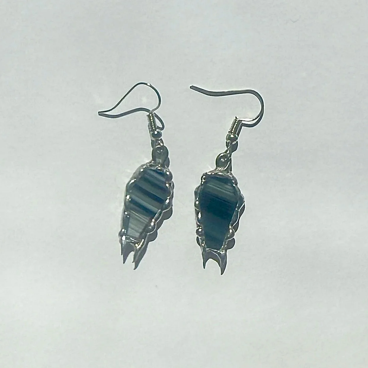 coffin+earing.jpg