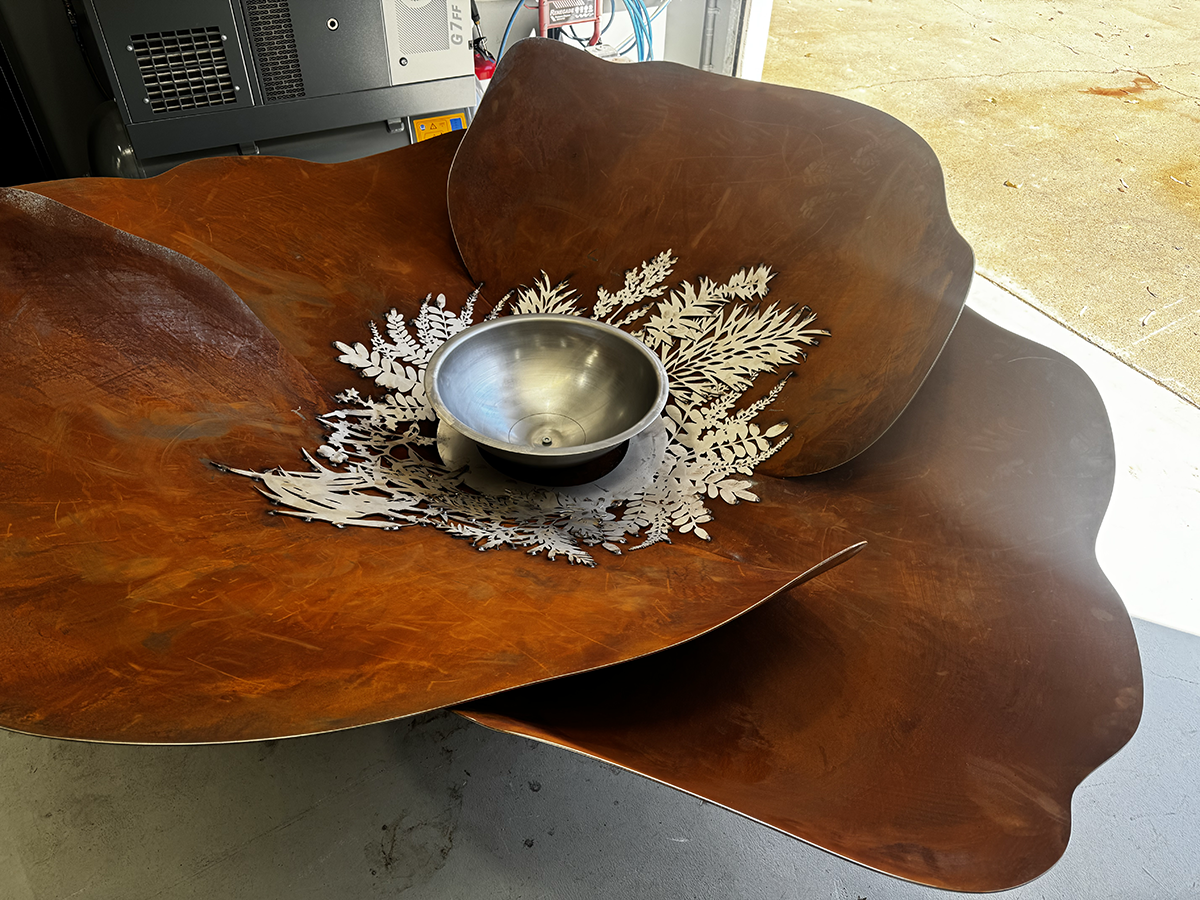 StainlessAesthetics_MikeMooney_AnzacMemorial_WesternDownsCouncil_Design&FabricationProcess04.png