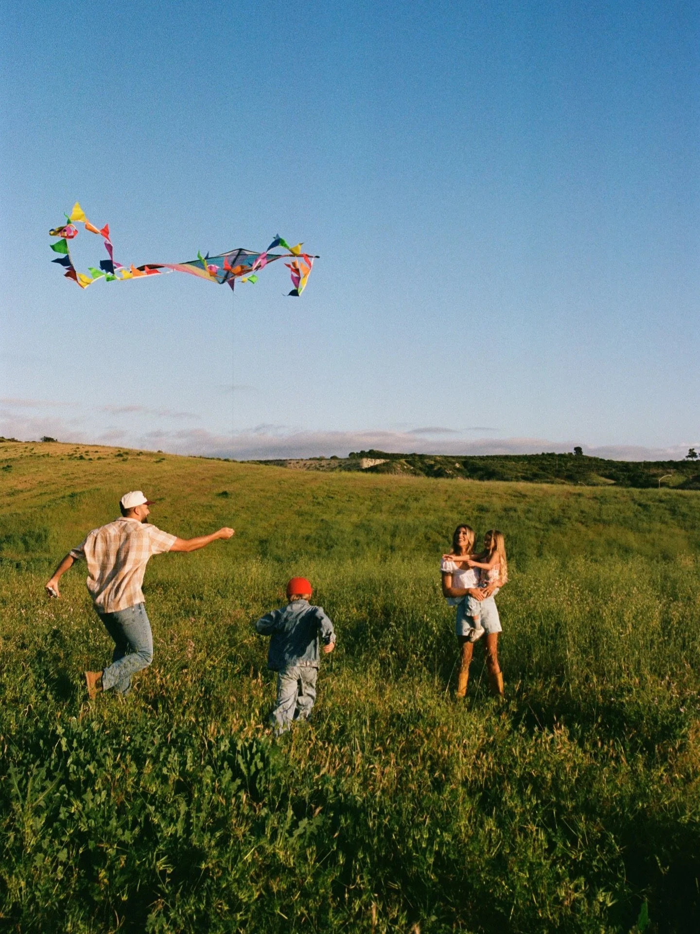 Fun in the sun with the Bingham fam 🪁
.
.
Shot on 35mm
