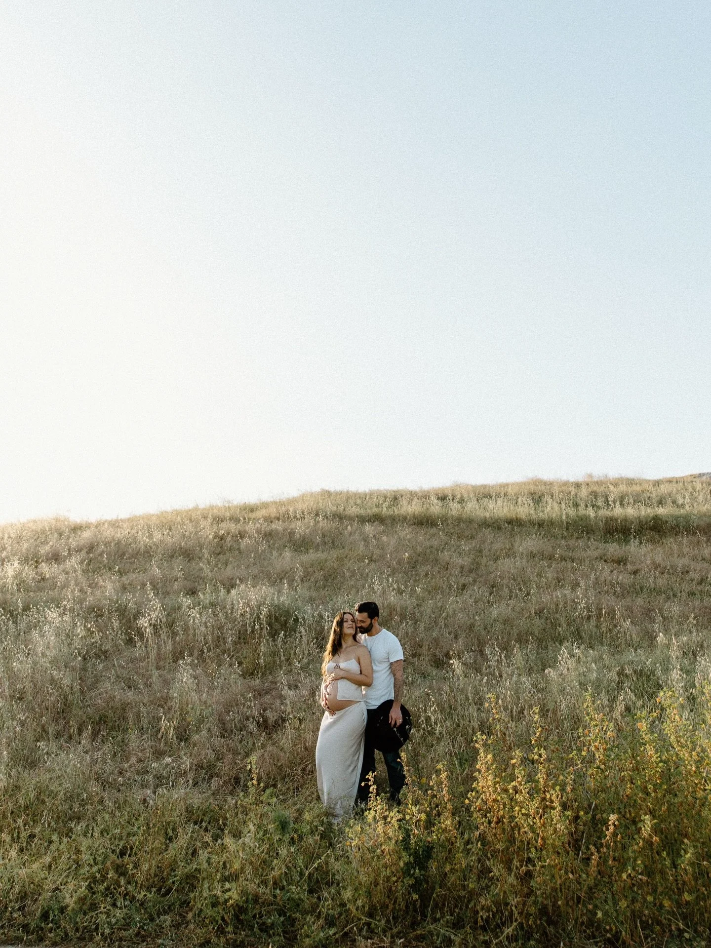 Spring in San Diego 
.
.
#sandiegophotographer #lajollaphotographer #maternityphotography #socalphotographer #socalweddingphotographer