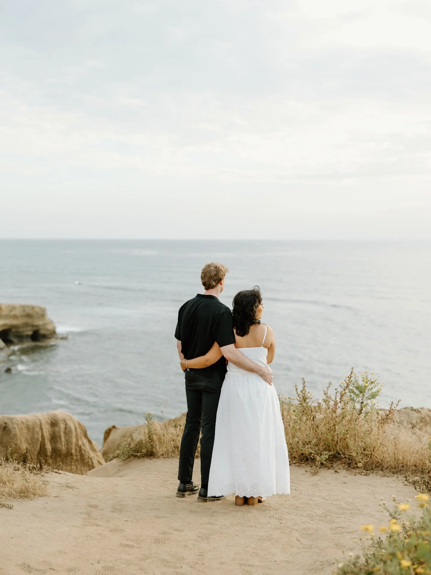 John &amp; Camryn&rsquo;s proposal from start to finish. 🤍
.
.
#sandiegophotographer #socalphotographer #sandiegowedding #sandiegoweddingphotographer #sunsetcliffs