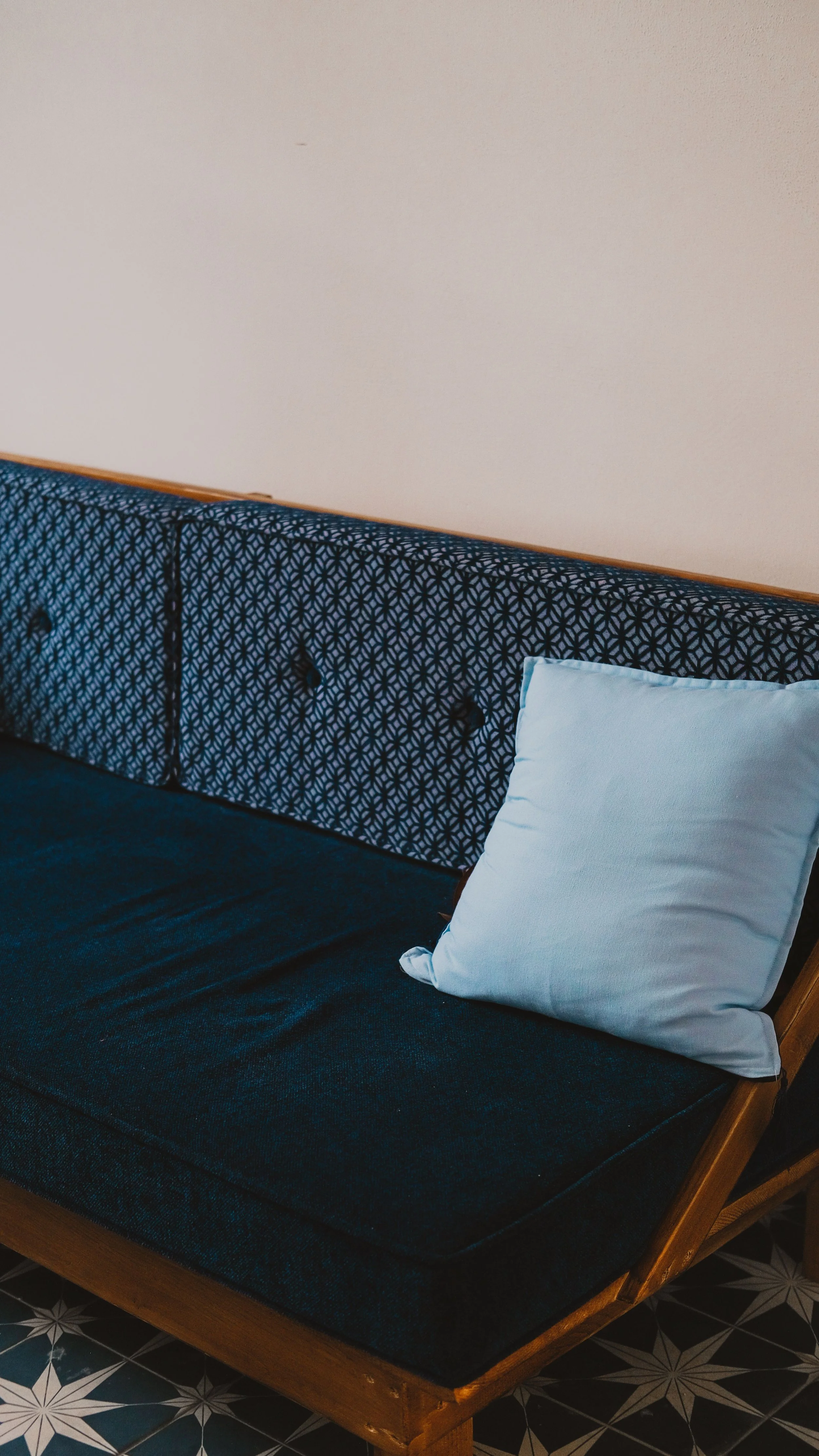 pexels-bilakis-14545480.jpg