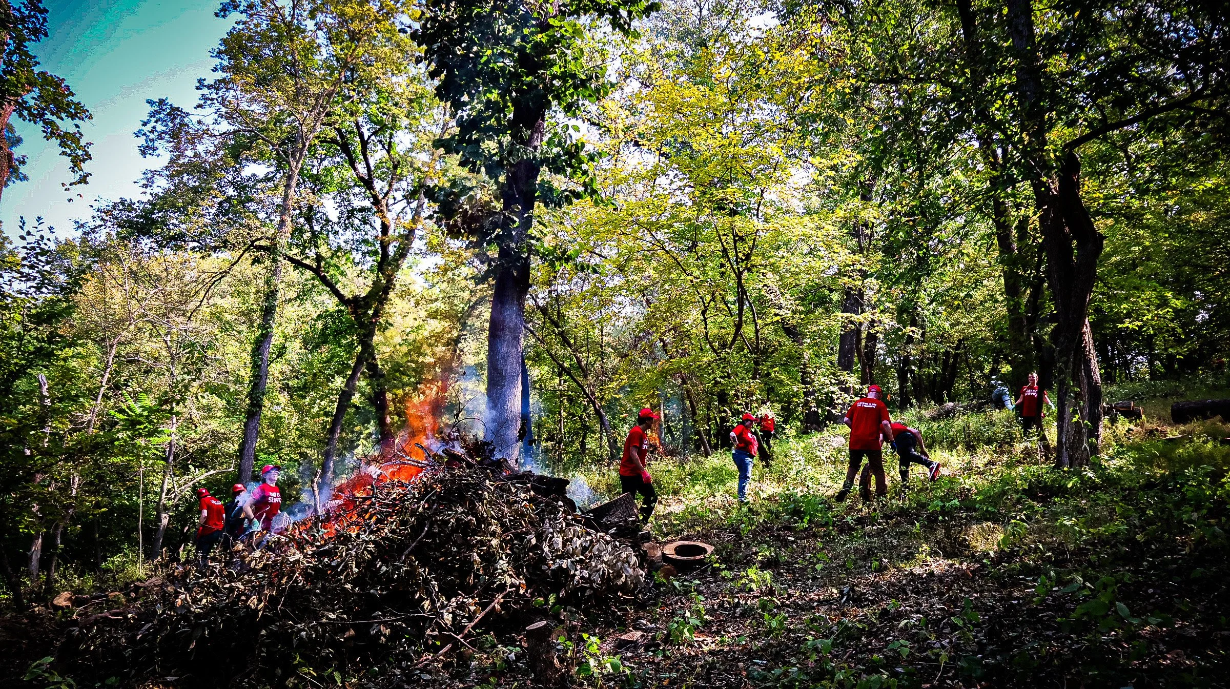 Omaha Bars Join Forces: Controlled Burn at Fontenelle Forest for Campari Day of Service.JPG
