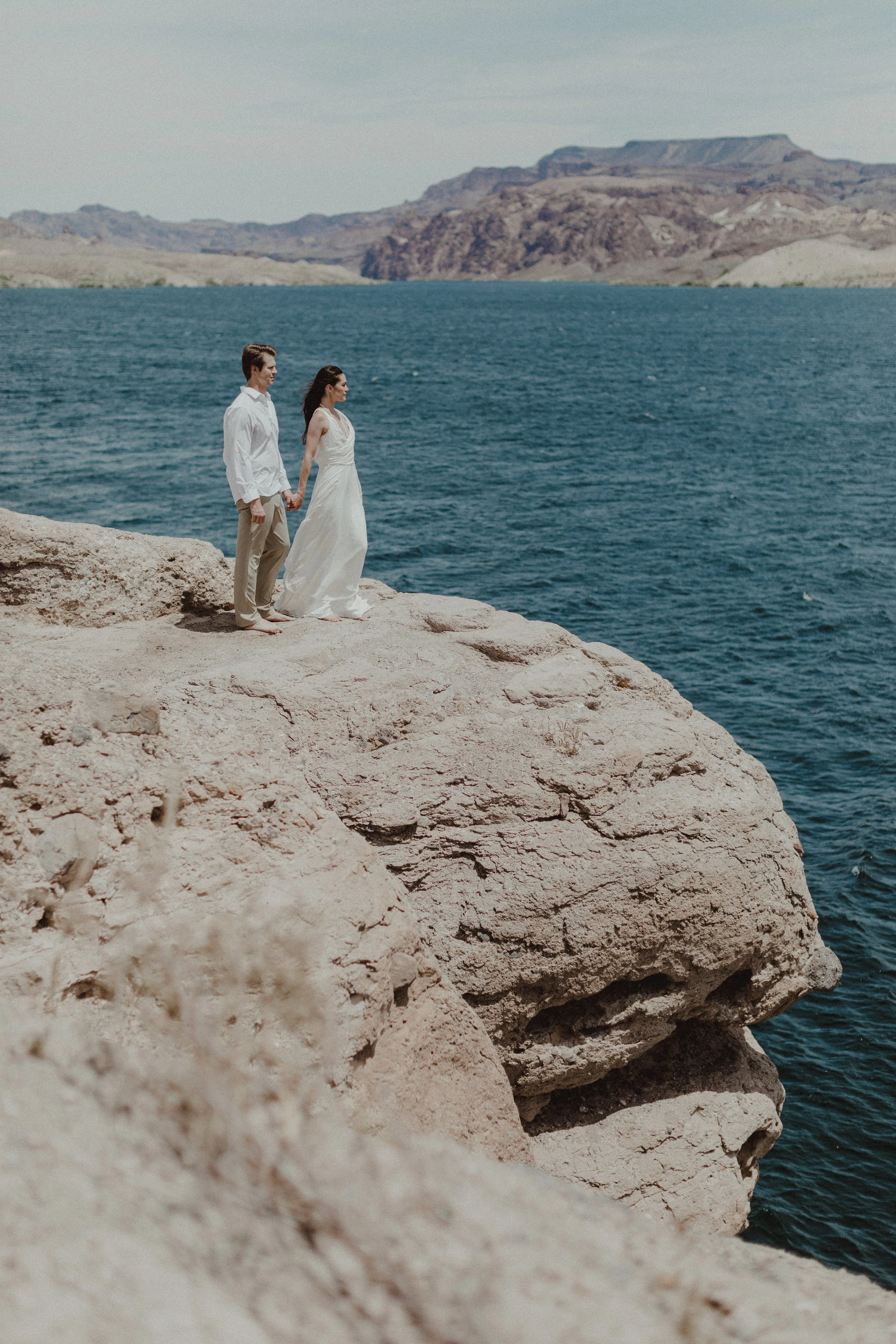 Adventure Elopement-Vow Renewal-LakeMead-LasVegas-22.jpg