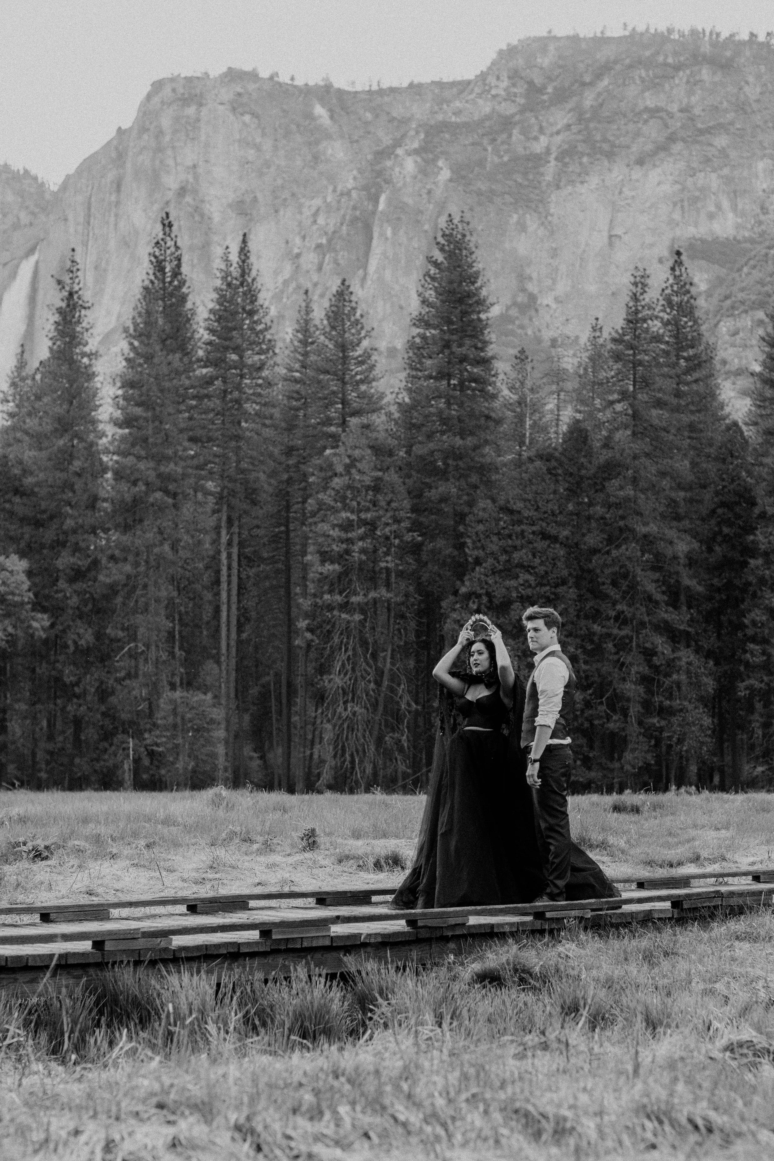 Chris_Alisha_Yosemite_Elopement_AllThingsWild (220 of 257).jpg