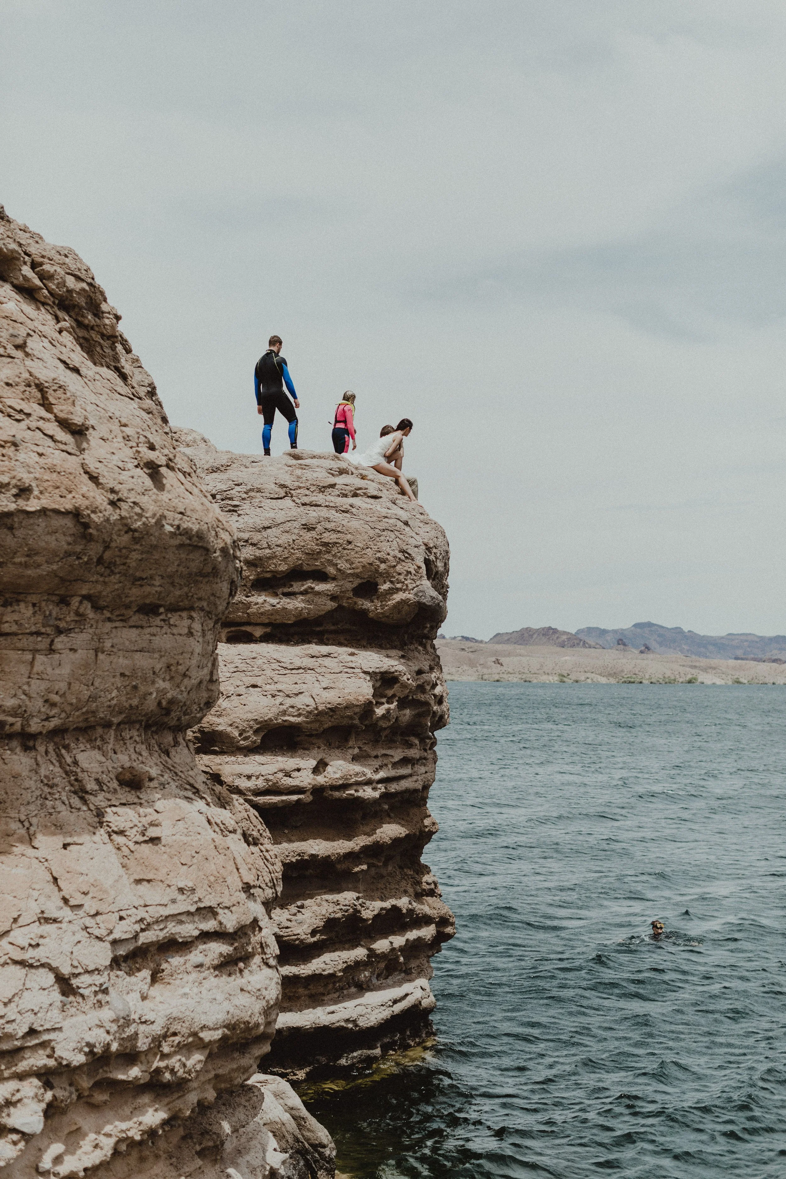 Adventure Elopement-Vow Renewal-LakeMead-LasVegas-105.jpg