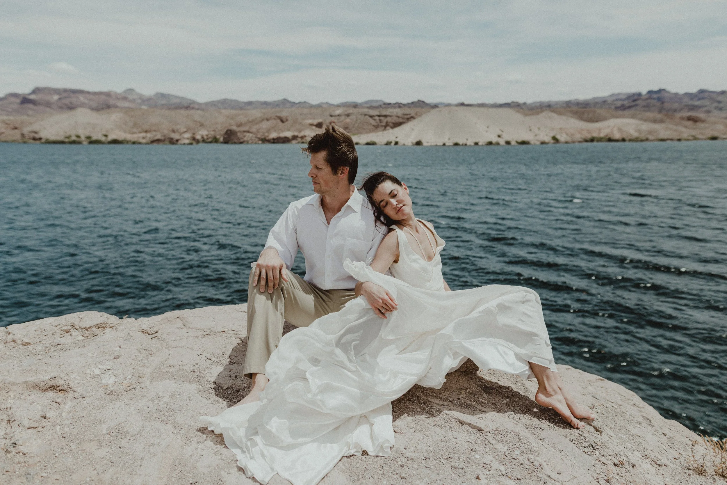 Adventure Elopement-Vow Renewal-LakeMead-LasVegas-50.jpg