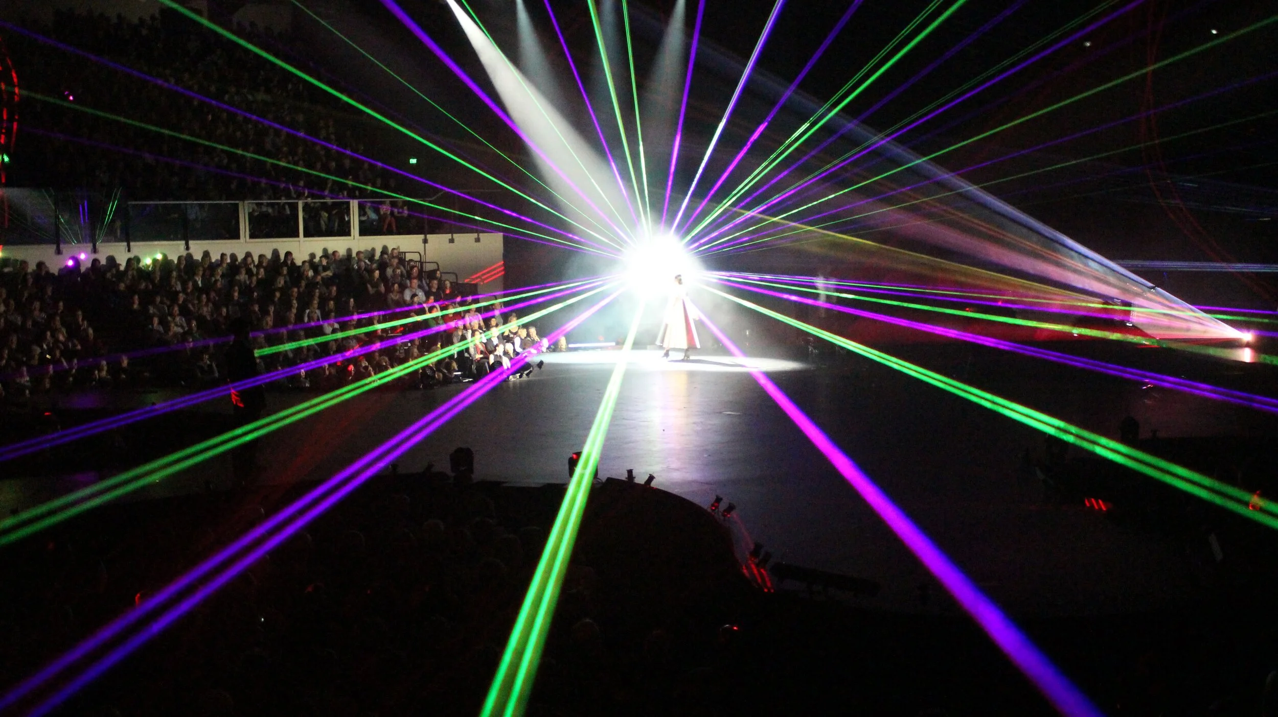 How do I use lasers in my event?